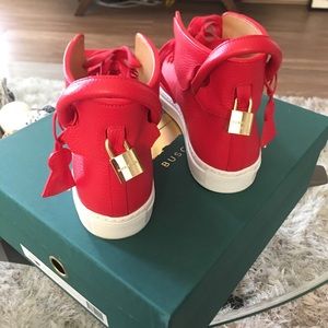 Lovely Spicy Red Buscemi Sneakers.